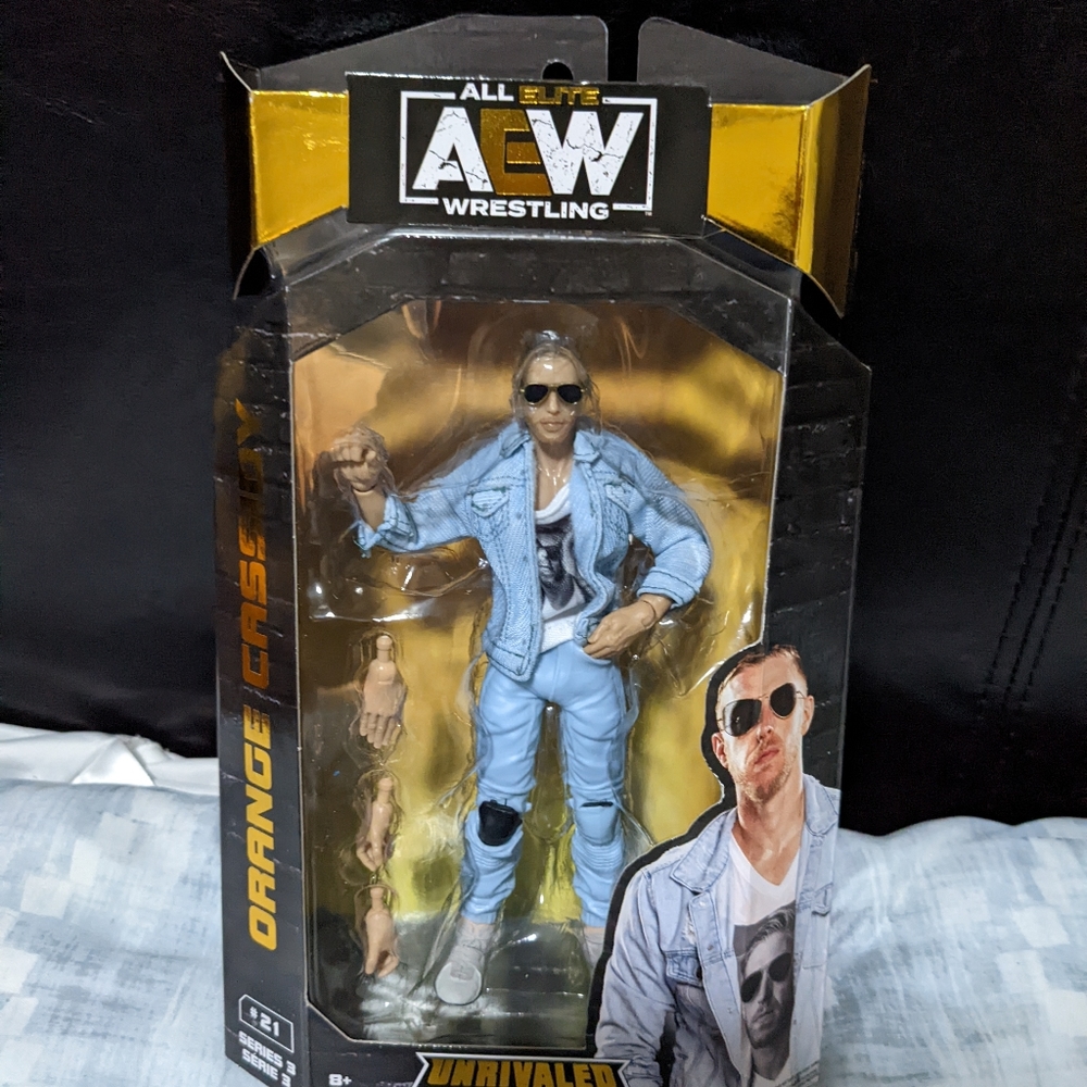 AEW/WWE Orange Cassidy Unrivaled Figure